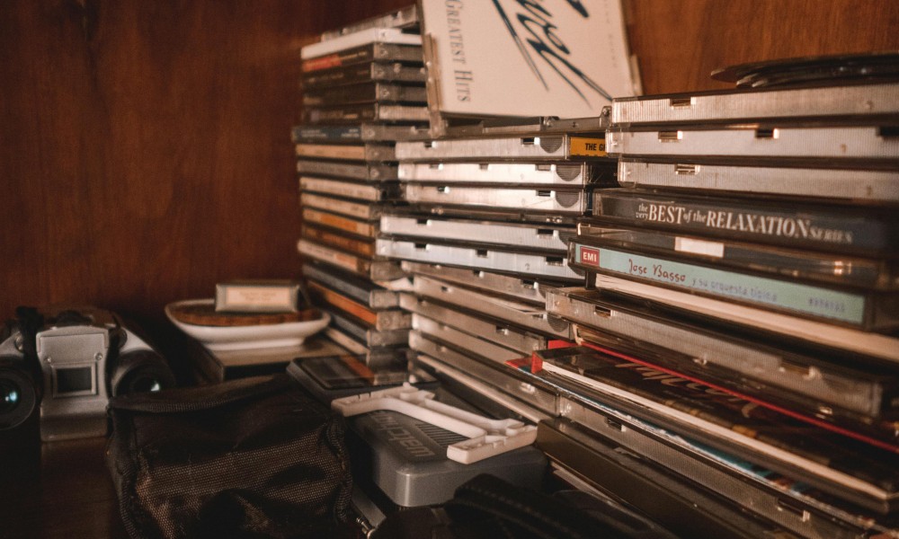 Förderverein räumt Lager und lädt zum CD Flohmarkt in der Mauritius Mediathek Förderverein räumt Lager und lädt zum CD Flohmarkt in der Mauritius Mediathek