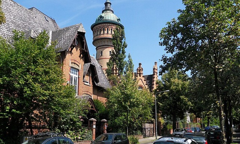 Kanalarbeiten in Biebrich: Sperrungen in Steinstraße, Taubenstraße und Iltisweg Kanalarbeiten in Biebrich: Sperrungen in Steinstraße, Taubenstraße und Iltisweg