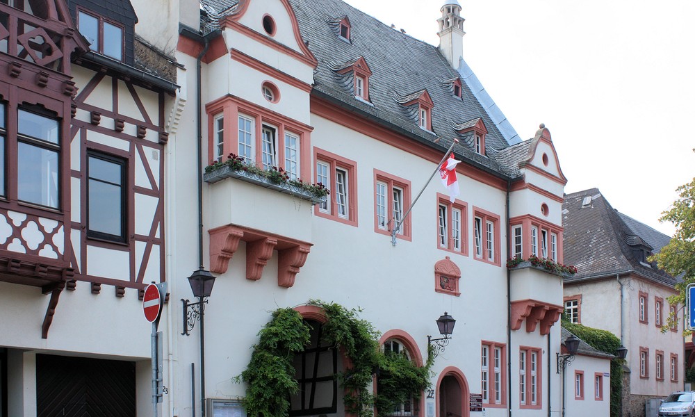 Kiedrich lädt Senioren ab 65 zur Weihnachtsfeier im Bürgerhaus Kiedrich lädt Senioren ab 65 zur Weihnachtsfeier im Bürgerhaus