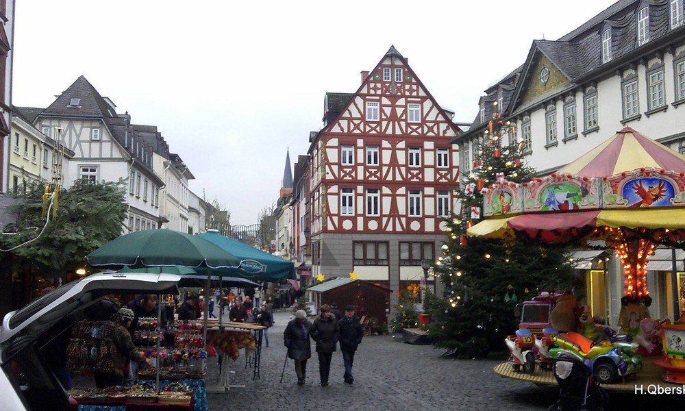 Kulturbus 60 plus bietet kostenlosen Ausflug zum Limburger Christkindlmarkt