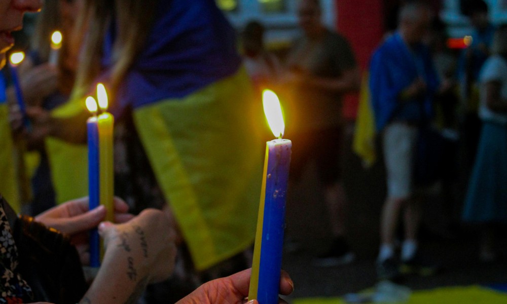 Solidaritätskundgebung für die Ukraine in Eltville kurz vor Weihnachten Solidaritätskundgebung für die Ukraine in Eltville kurz vor Weihnachten