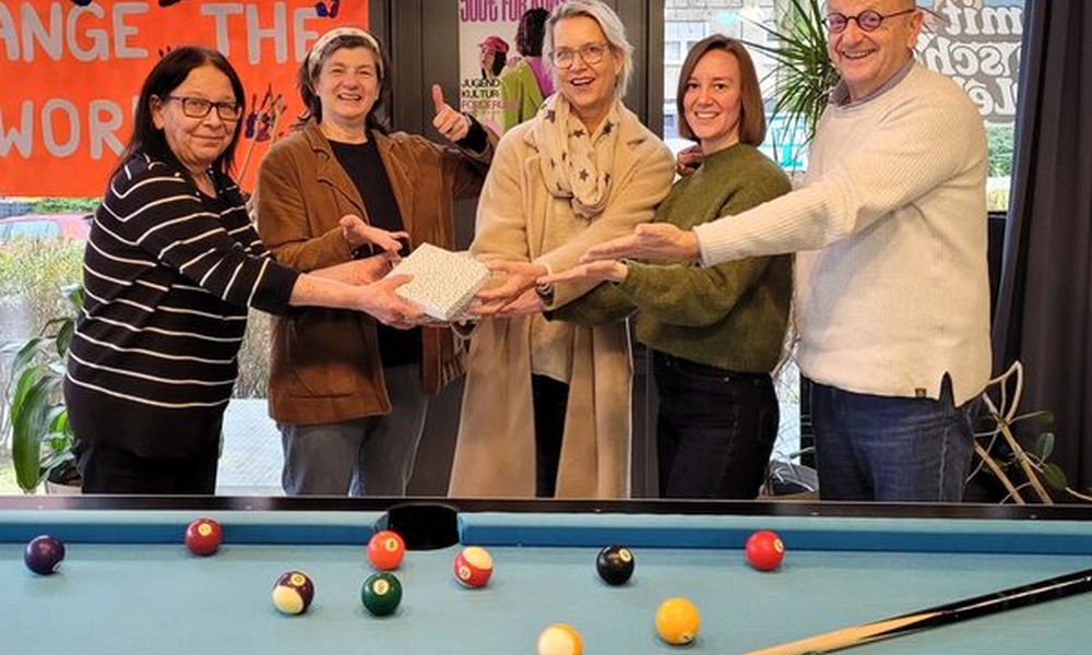 Stadtteilfest im Schelmengraben übergibt 1.752 Euro an Kinder und Jugendtelefon Wiesbaden