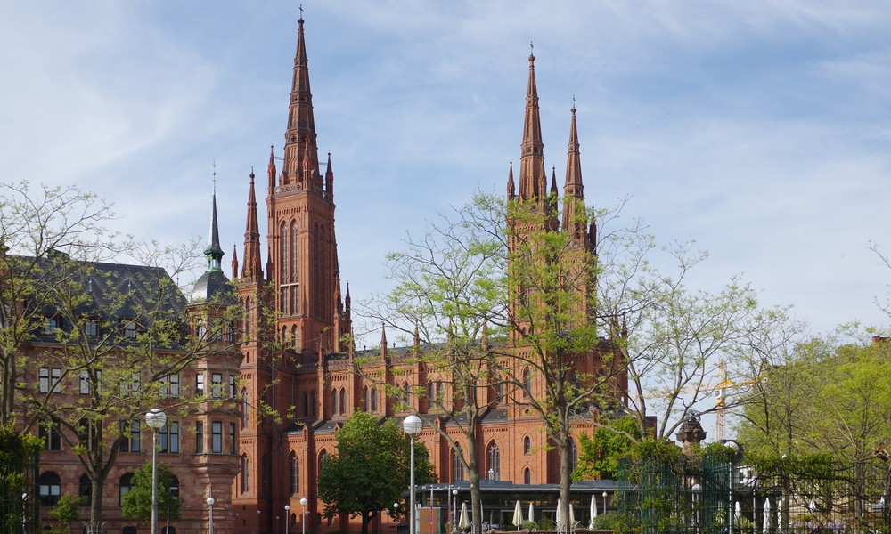 Wiesbaden führt pauschalen Tagestarif von 5 Euro an Adventswochenenden ein Wiesbaden führt pauschalen Tagestarif von 5 Euro an Adventswochenenden ein